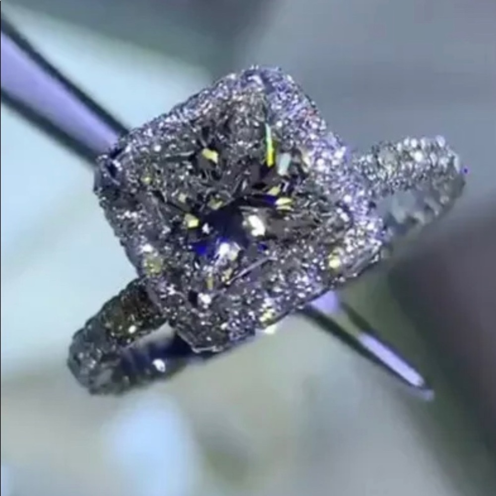 Stunning Ring